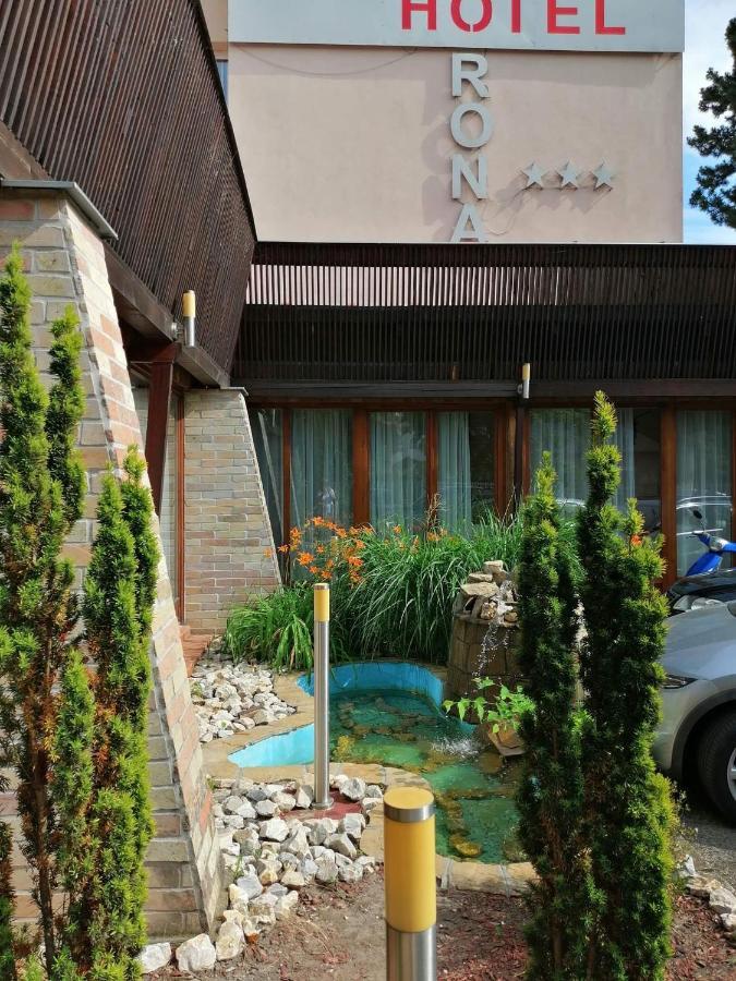 Hotel Korona Siófok Eksteriør bilde
